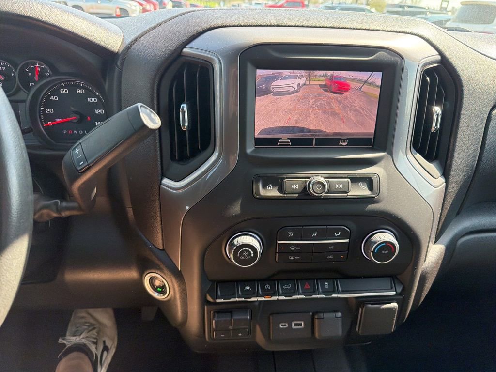 Used 2023 Chevrolet Silverado 1500 Custom image 11