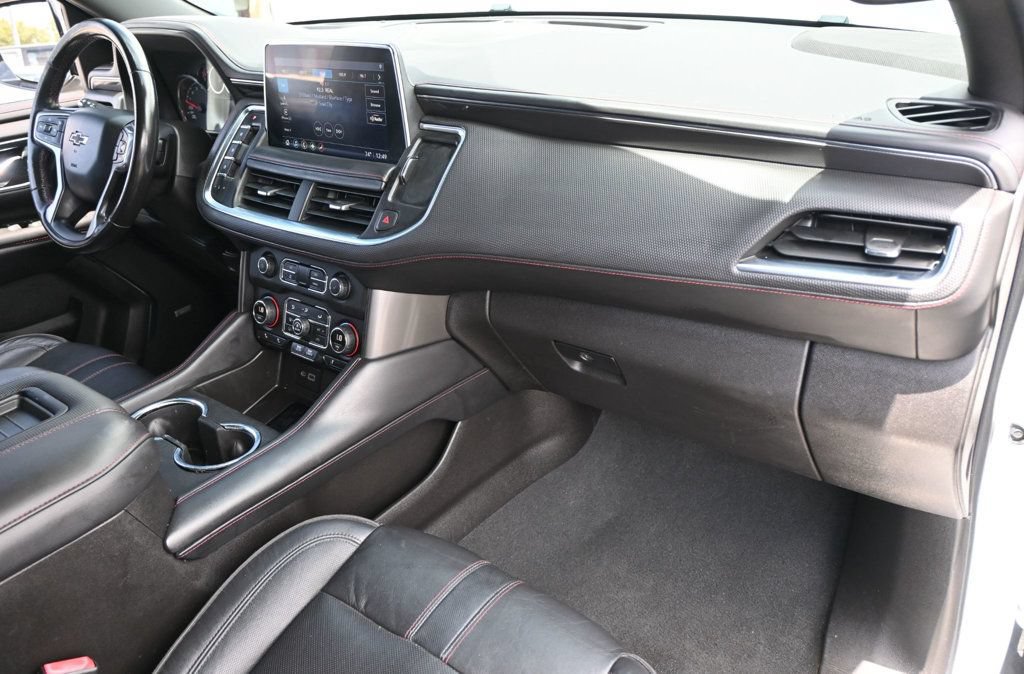 Used 2021 Chevrolet Suburban RST RWD image 8