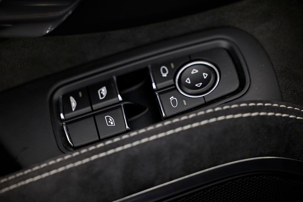 Certified 2015 Porsche 911 Carrera GTS RWD image 25