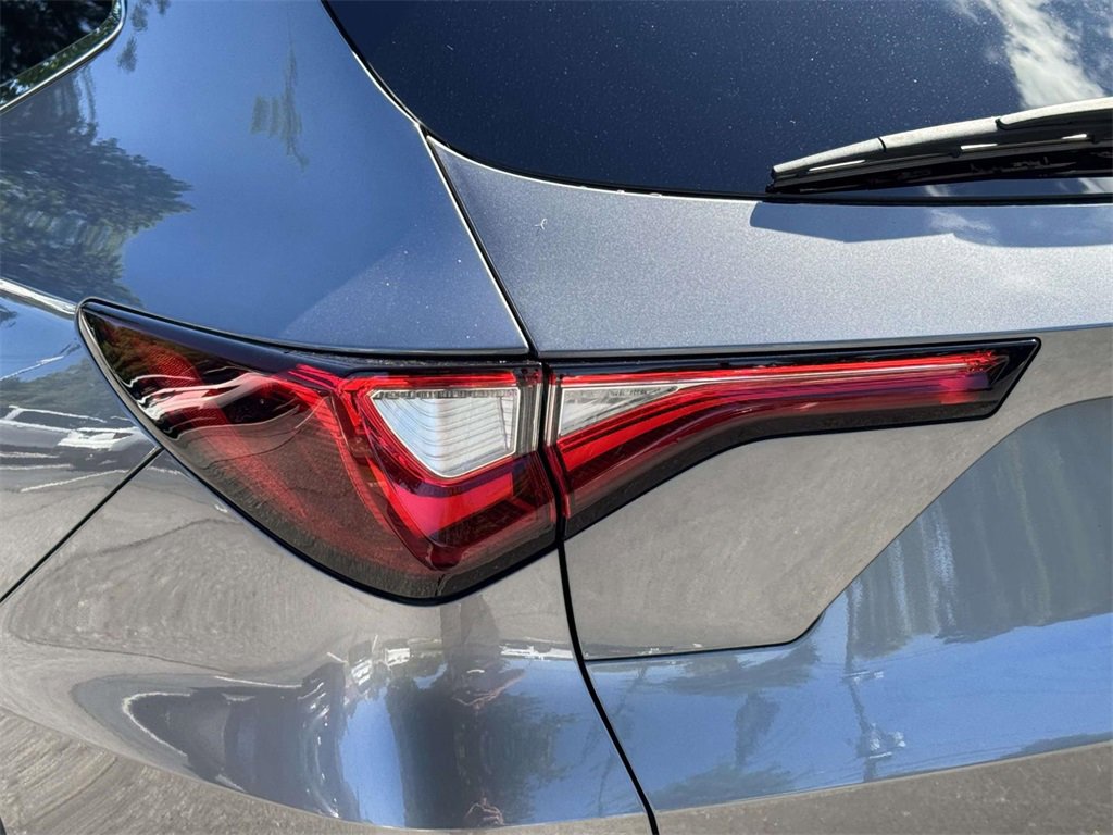 Certified 2024 Acura MDX SH-AWD w/ Technology Package image 9