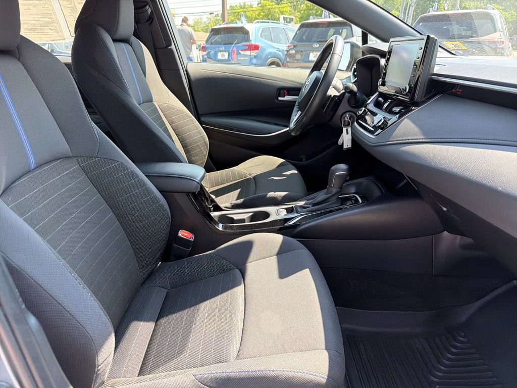 Used 2022 Toyota Corolla SE FWD image 31