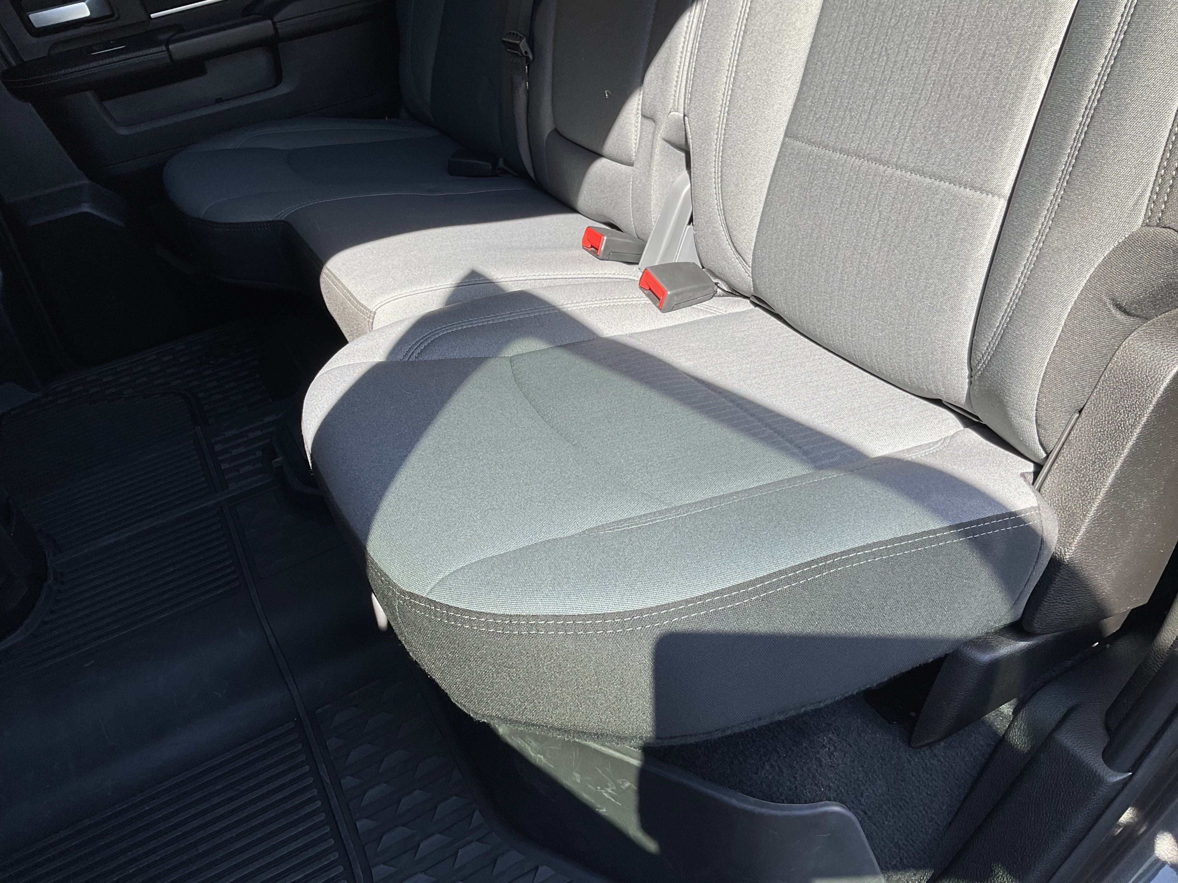 Used 2024 RAM 3500 Big Horn image 37