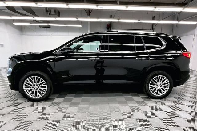 Used 2024 GMC Acadia Denali AWD/4WD image 14