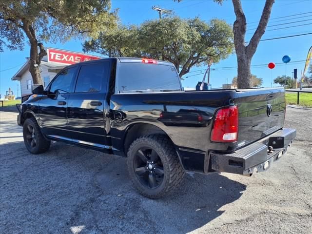 Used 2014 RAM 1500 Express w/ Black Ram 1500 Express Group RWD image 5