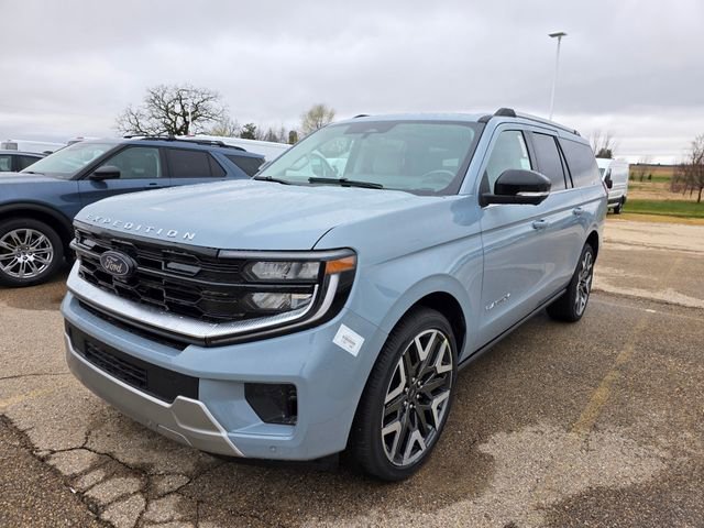 New 2026 Ford Expedition Max Platinum image 1