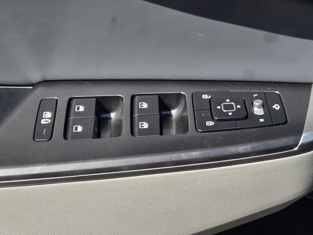 Certified 2023 Kia EV6 Wind AWD/4WD image 23