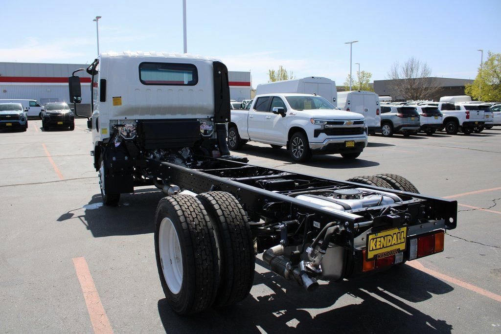 New 2025 Chevrolet Low Cab Forward RWD image 3