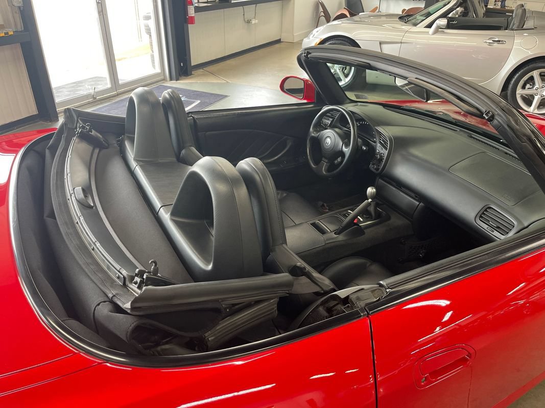 Used 2000 Honda S2000 image 55