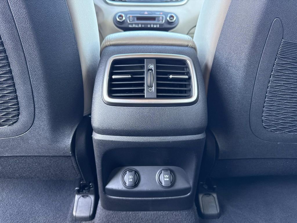 Used 2019 Kia Sorento LX w/ LX V6 Convenience Package image 15