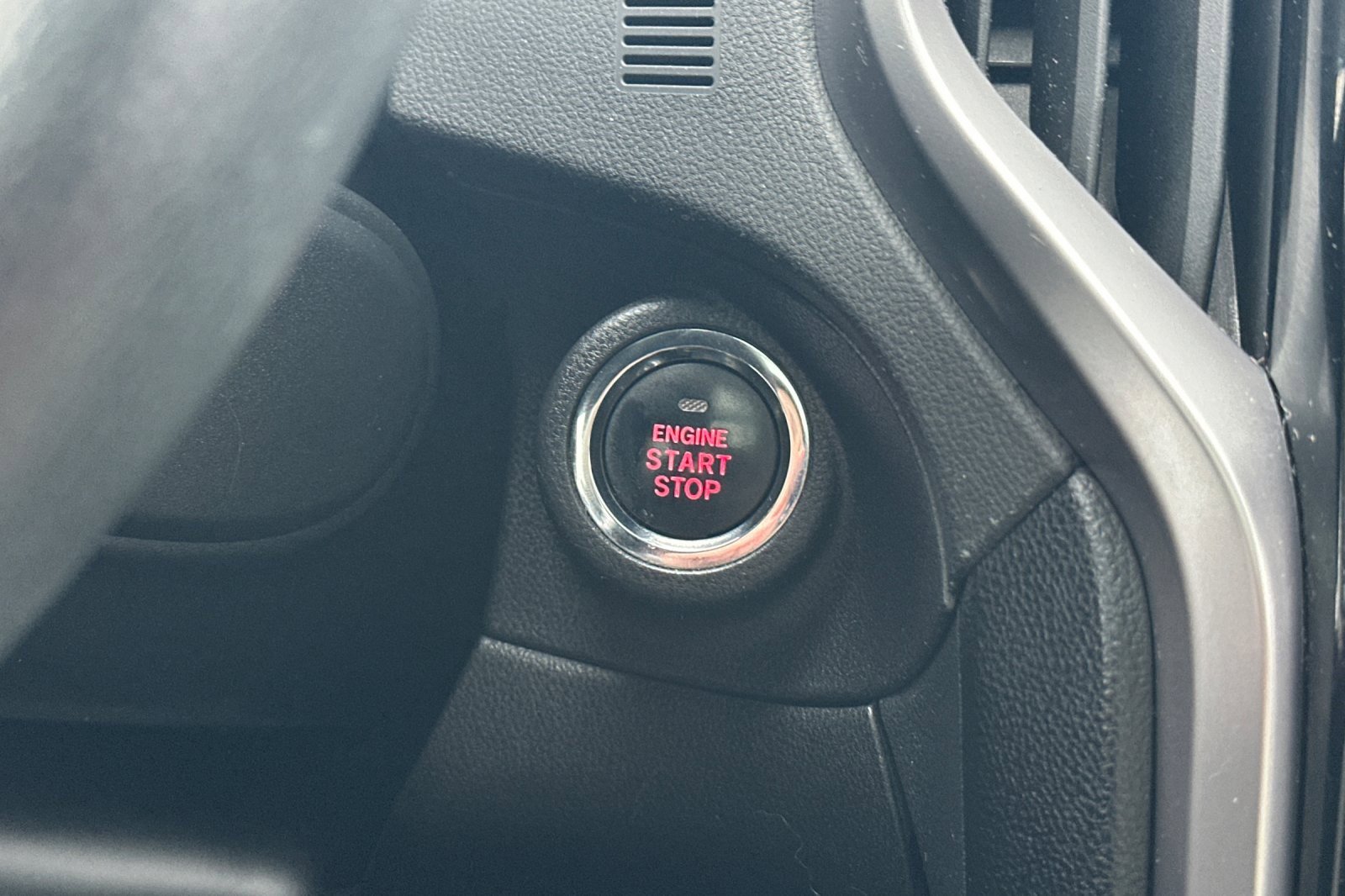 Used 2019 Subaru Ascent Limited w/ Popular Package #3 image 24