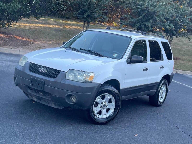 Used 2005 Ford Escape XLT image 1