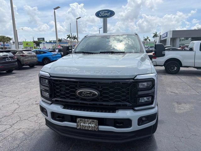 Used 2025 Ford F250 XLT w/ Black Appearance Package AWD/4WD image 2