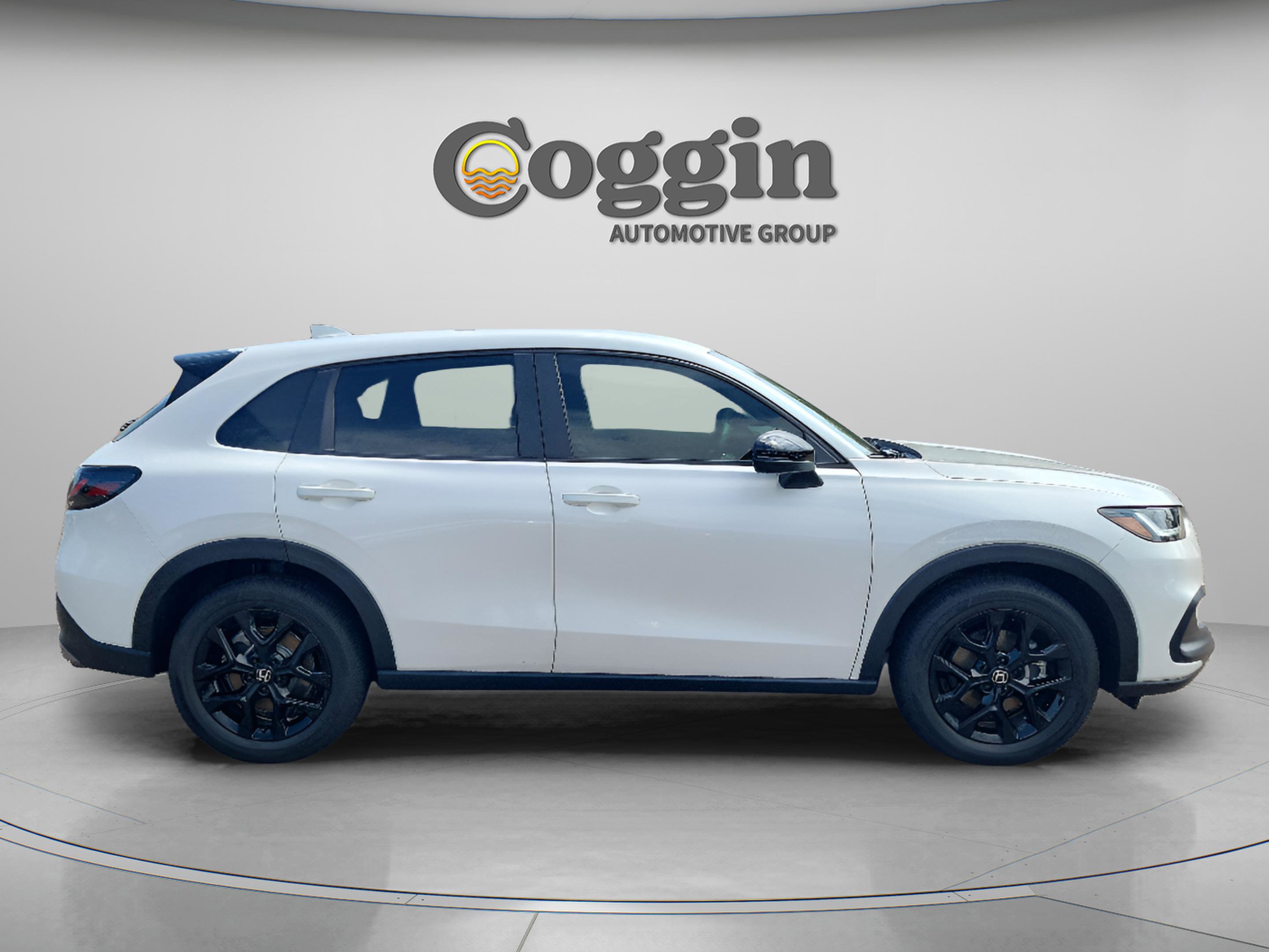 Used 2024 Honda HR-V Sport image 6