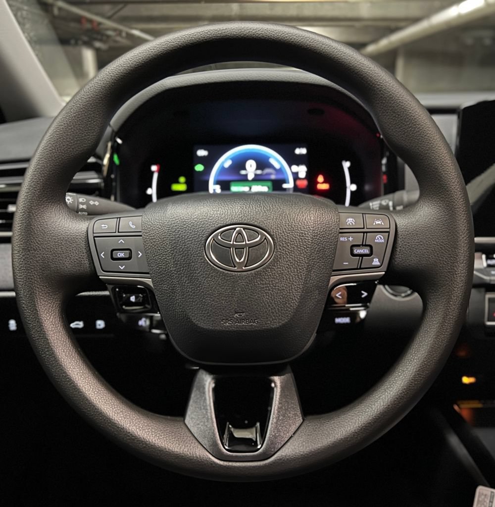 New 2026 Toyota Camry LE FWD image 32