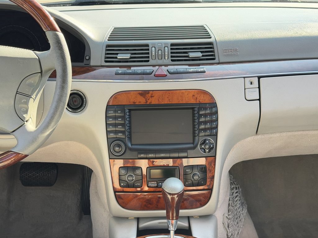 Used 2005 Mercedes-Benz S 500 4MATIC image 19