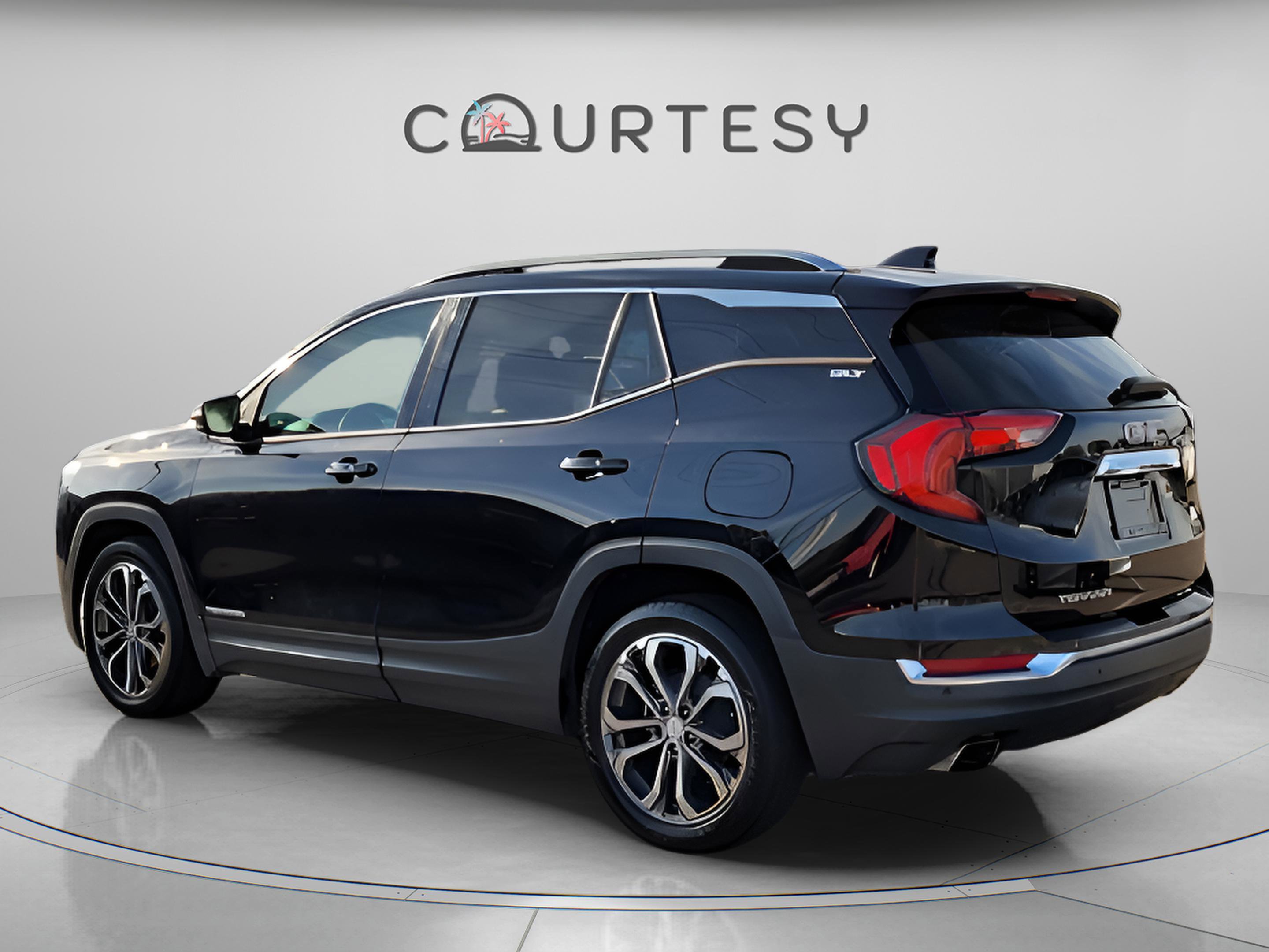 Used 2019 GMC Terrain SLT w/ Preferred Package image 3