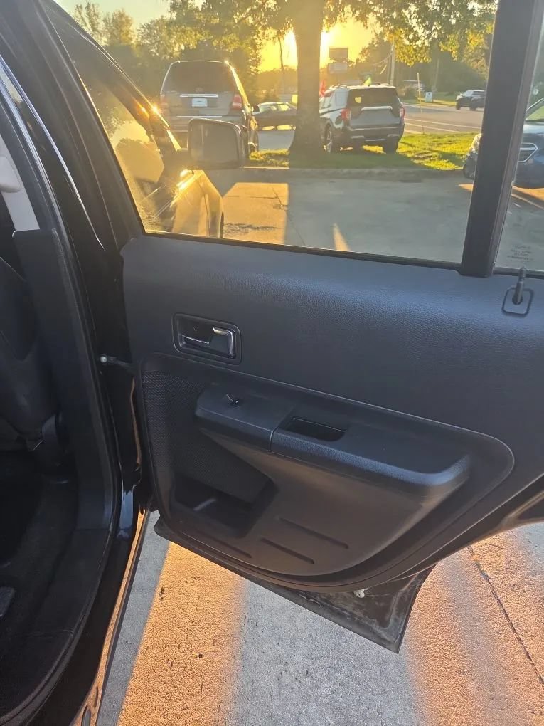 Used 2008 Ford Edge SEL FWD image 23