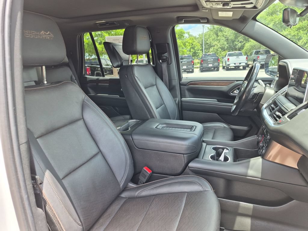 Used 2023 Chevrolet Tahoe High Country w/ Advanced Technology Package AWD/4WD image 41