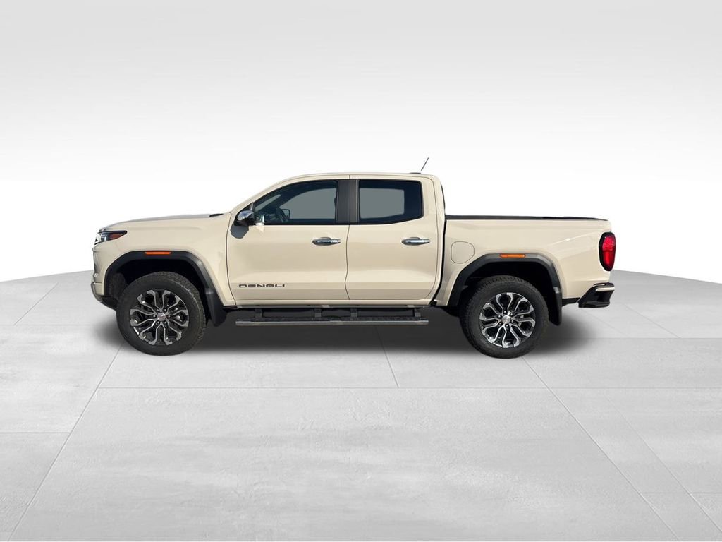 Used 2026 GMC Canyon Denali image 11