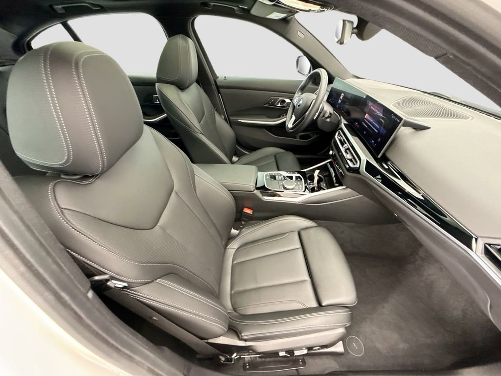 Certified 2024 BMW 330i Sedan w/ Convenience Package RWD image 19