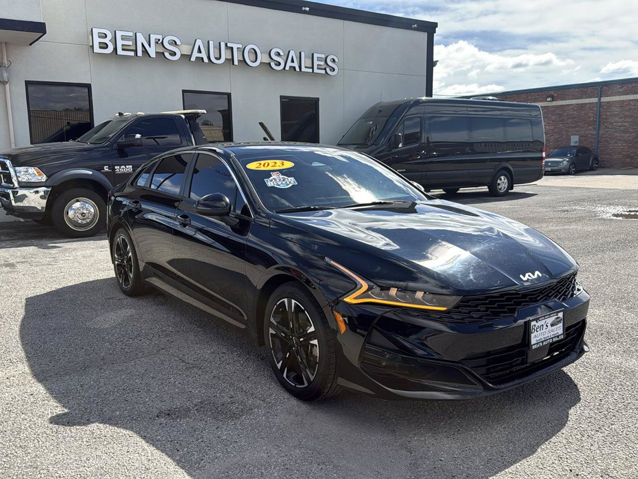 Used 2023 Kia K5 GT-Line w/ GT-Line Premium Package AWD/4WD image 4