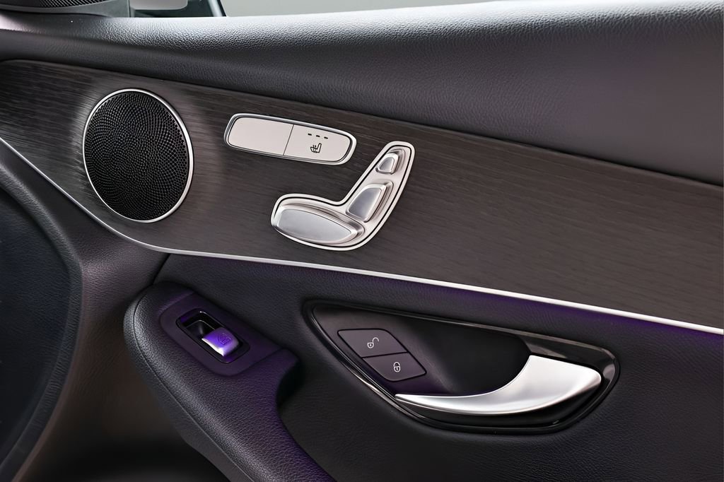 Used 2022 Mercedes-Benz GLC 300 4MATIC image 68