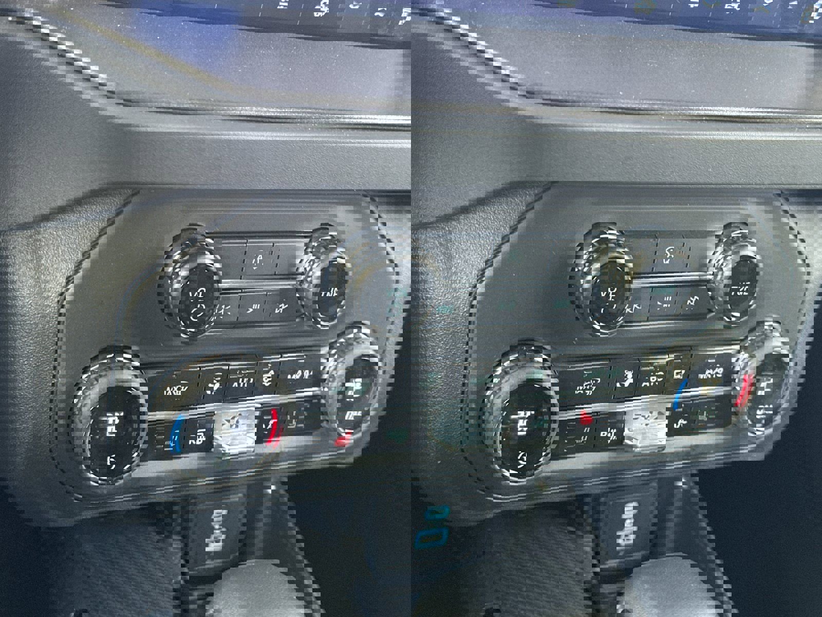 Used 2025 Ford Bronco Big Bend image 21