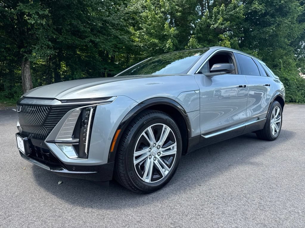 Used 2024 Cadillac Lyriq Tech w/ Driver Assist Package AWD/4WD image 1