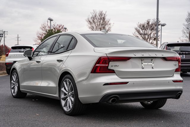 Used 2021 Volvo S60 T5 Momentum w/ Protection Package Premier image 6