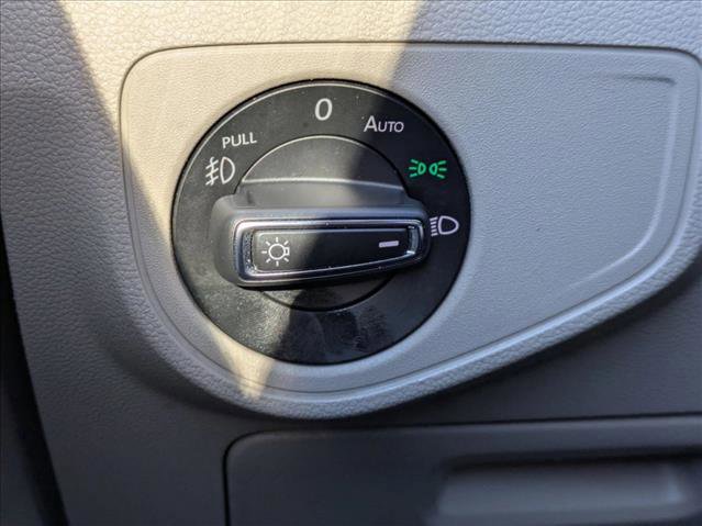 Used 2018 Volkswagen Atlas SE image 16