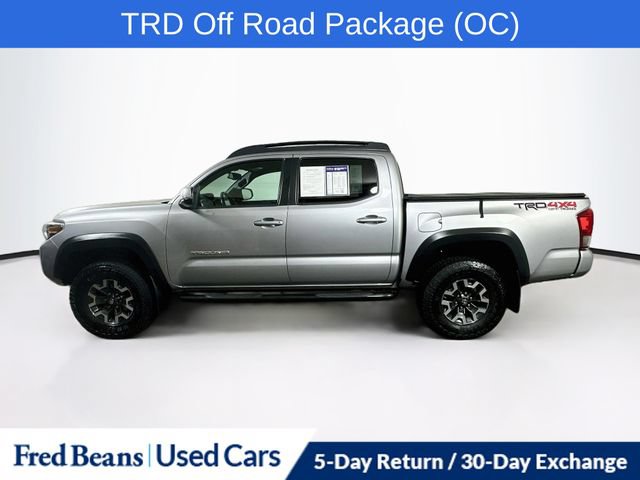 Used 2017 Toyota Tacoma TRD Off-Road w/ Premium & Technology Package AWD/4WD image 5