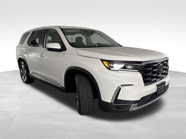 Used 2023 Honda Pilot EX-L image 4