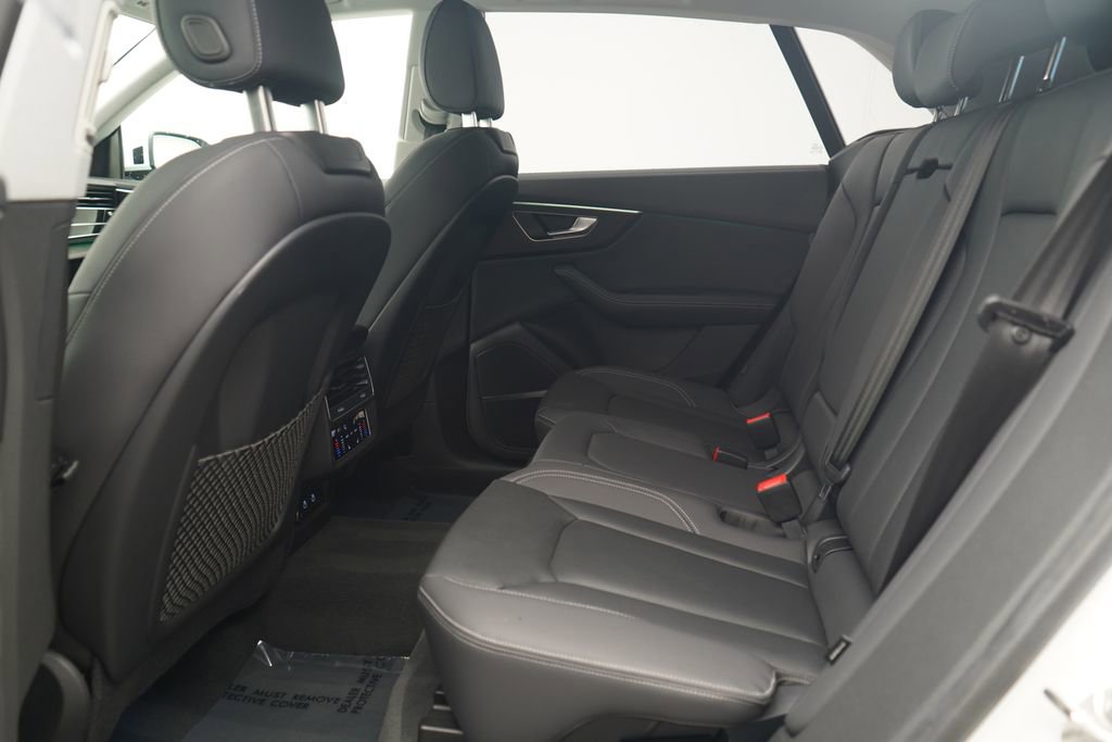 Used 2023 Audi Q8 Premium Plus w/ Premium Plus Package image 7
