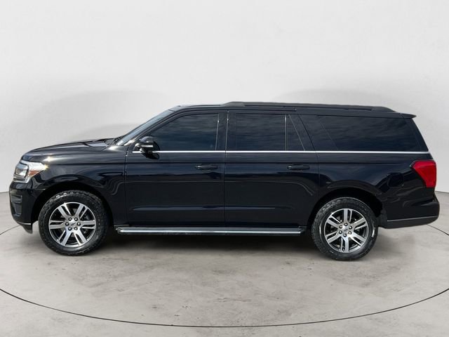 Used 2022 Ford Expedition Max XLT AWD/4WD image 2