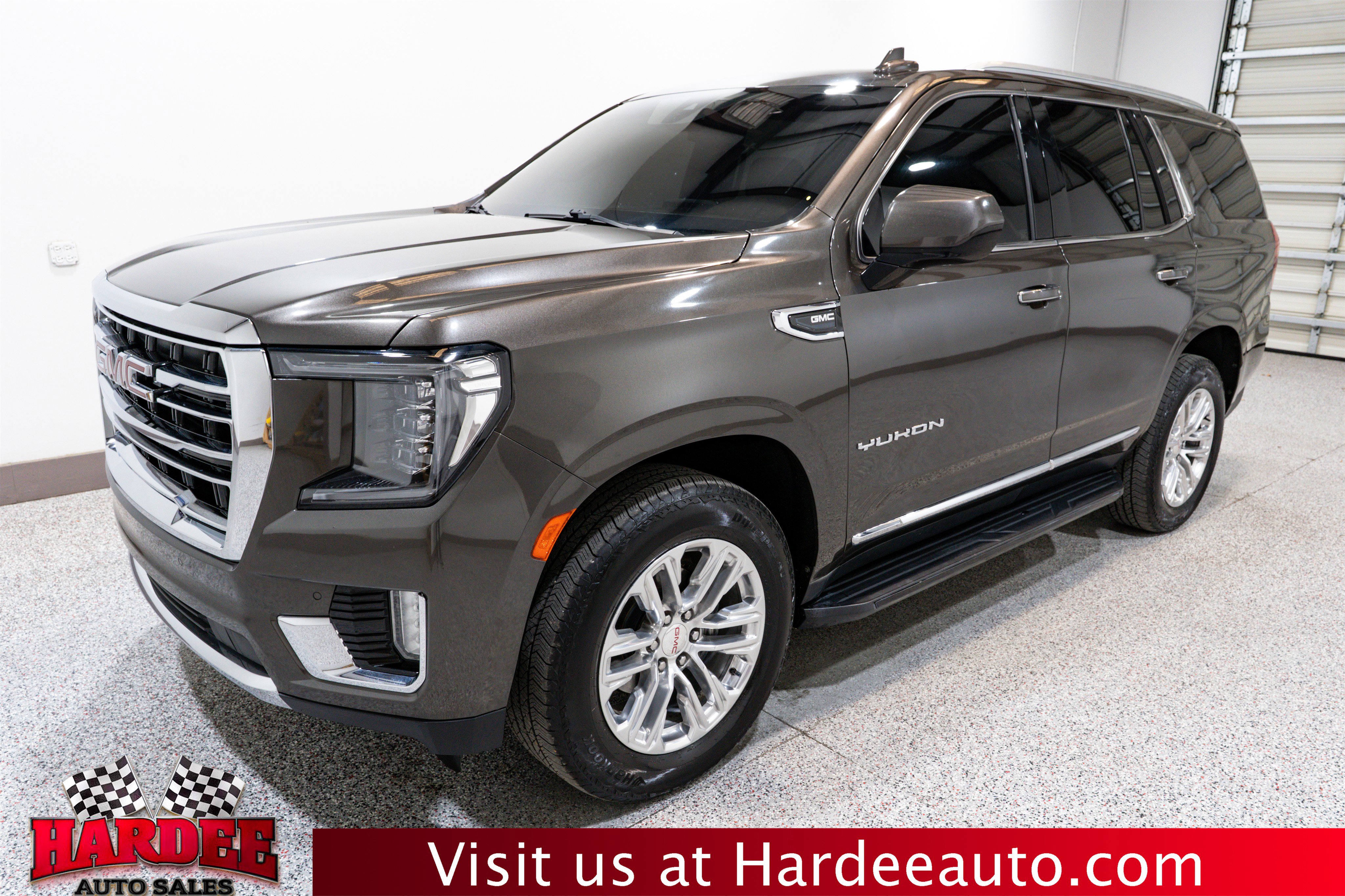 Used 2021 GMC Yukon SLT image 2