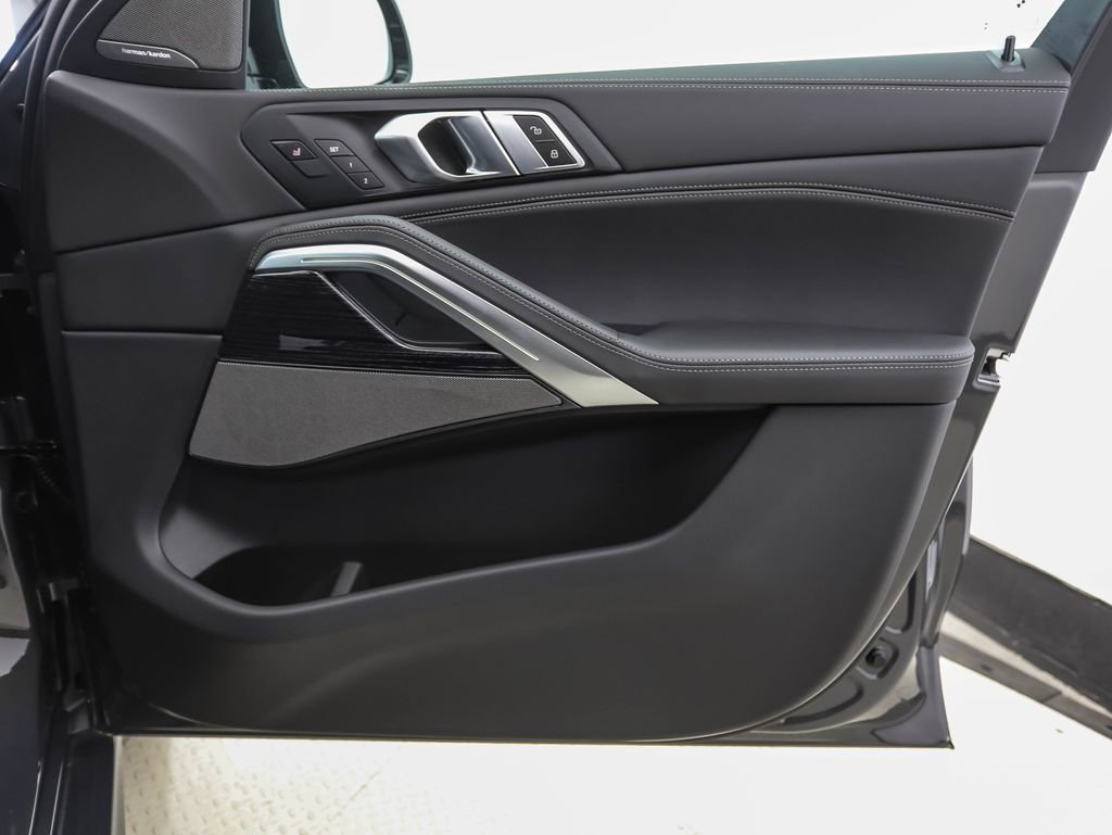 New 2026 BMW X6 xDrive40i AWD/4WD image 29