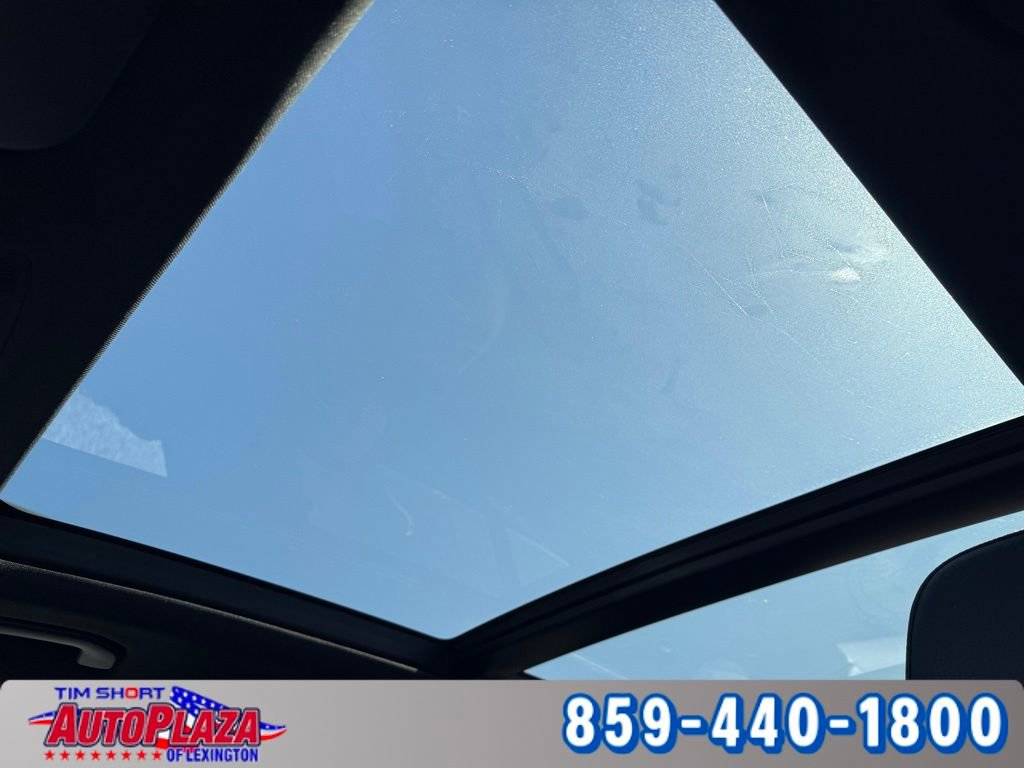 Used 2022 Mercedes-Benz GLE 350 4MATIC w/ Premium Package image 24