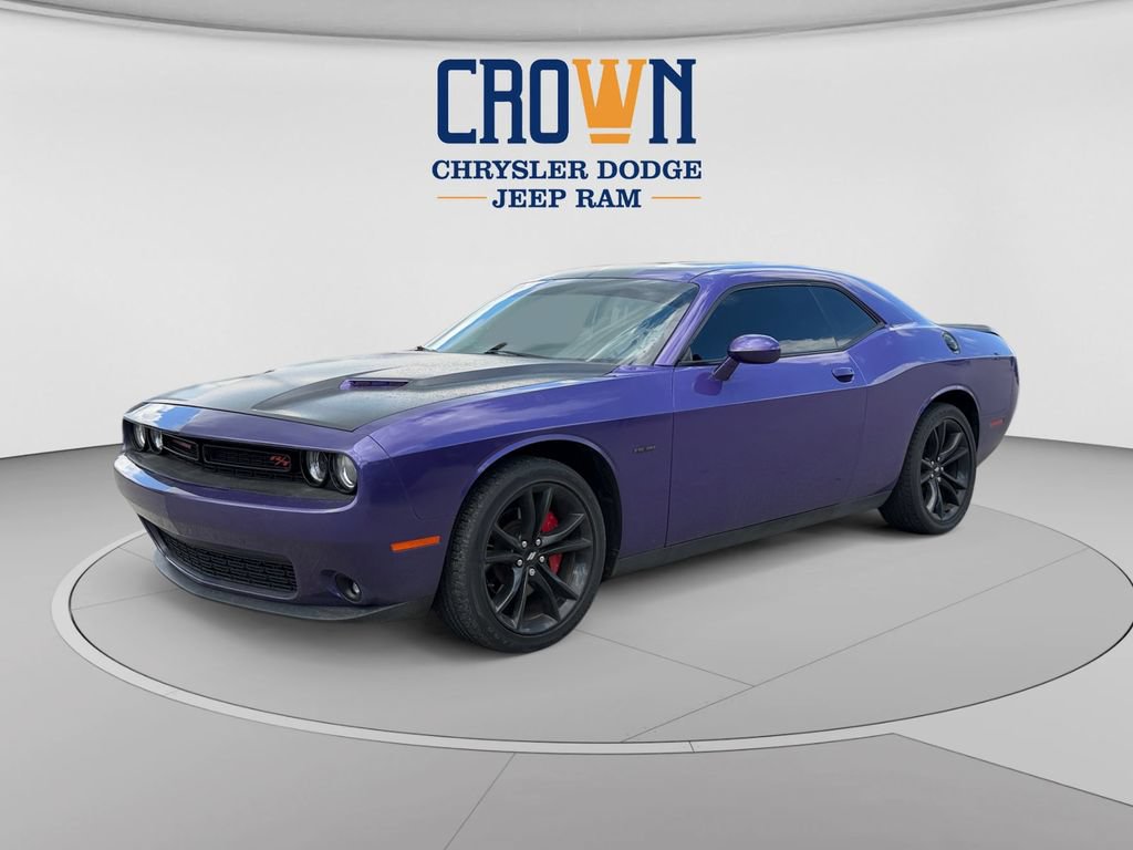 Used 2018 Dodge Challenger R/T Plus RWD image 7