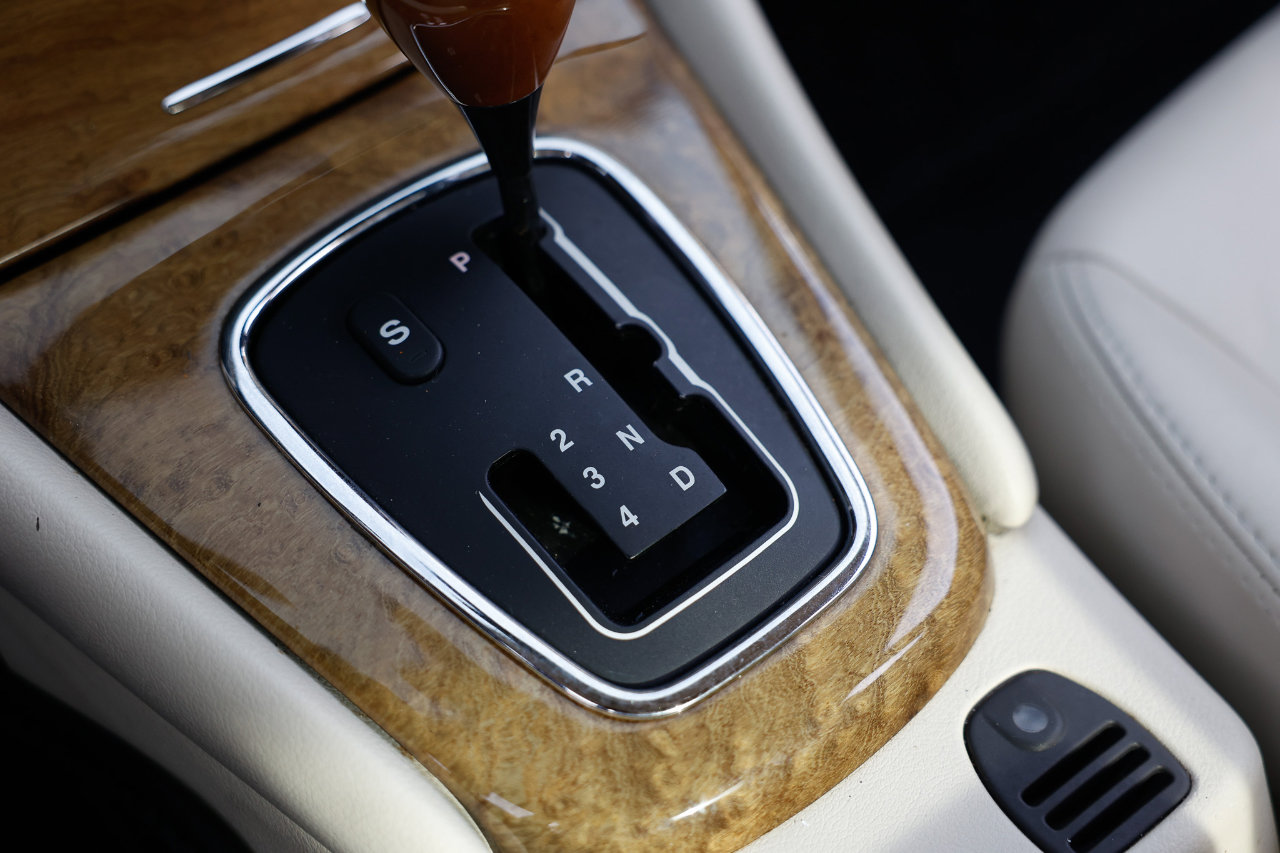 Used 2005 Jaguar X-TYPE 3.0 image 38