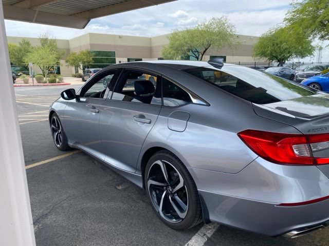 Used 2018 Honda Accord Sport image 2