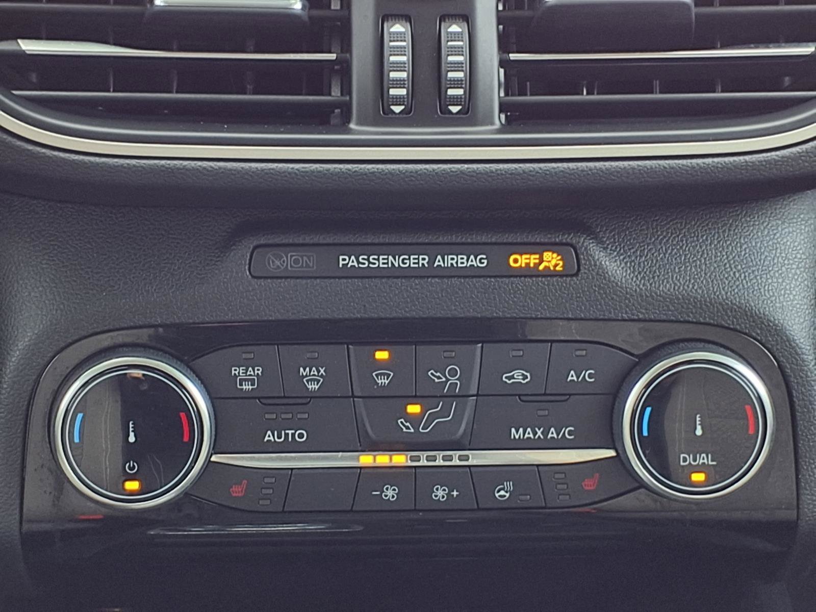 Used 2022 Ford Escape SE w/ Convenience Package image 10