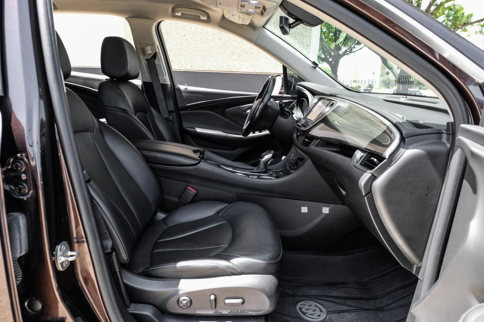 Used 2020 Buick Envision Essence AWD/4WD image 31
