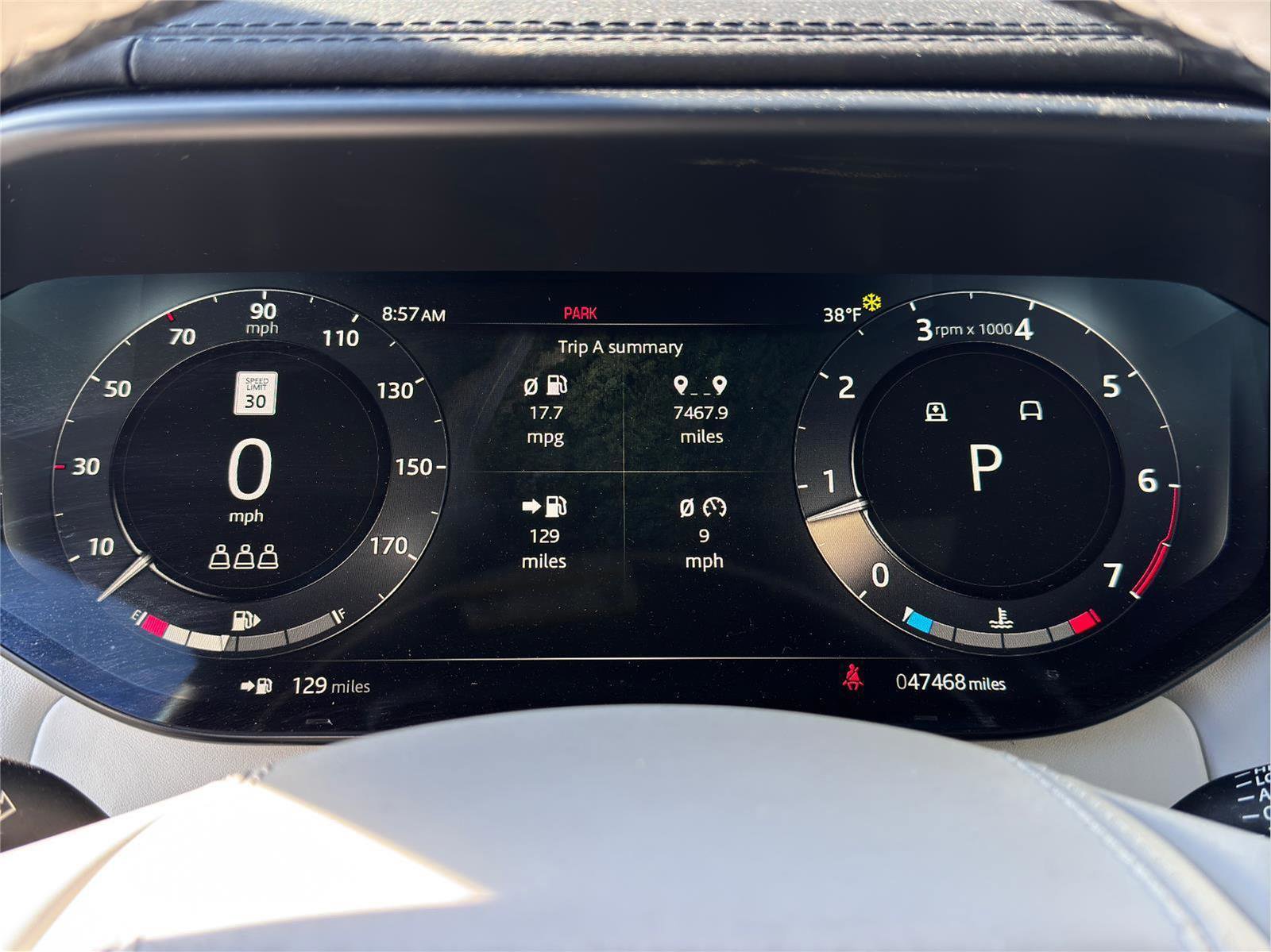 Used 2023 Land Rover Range Rover Sport SE Dynamic image 14