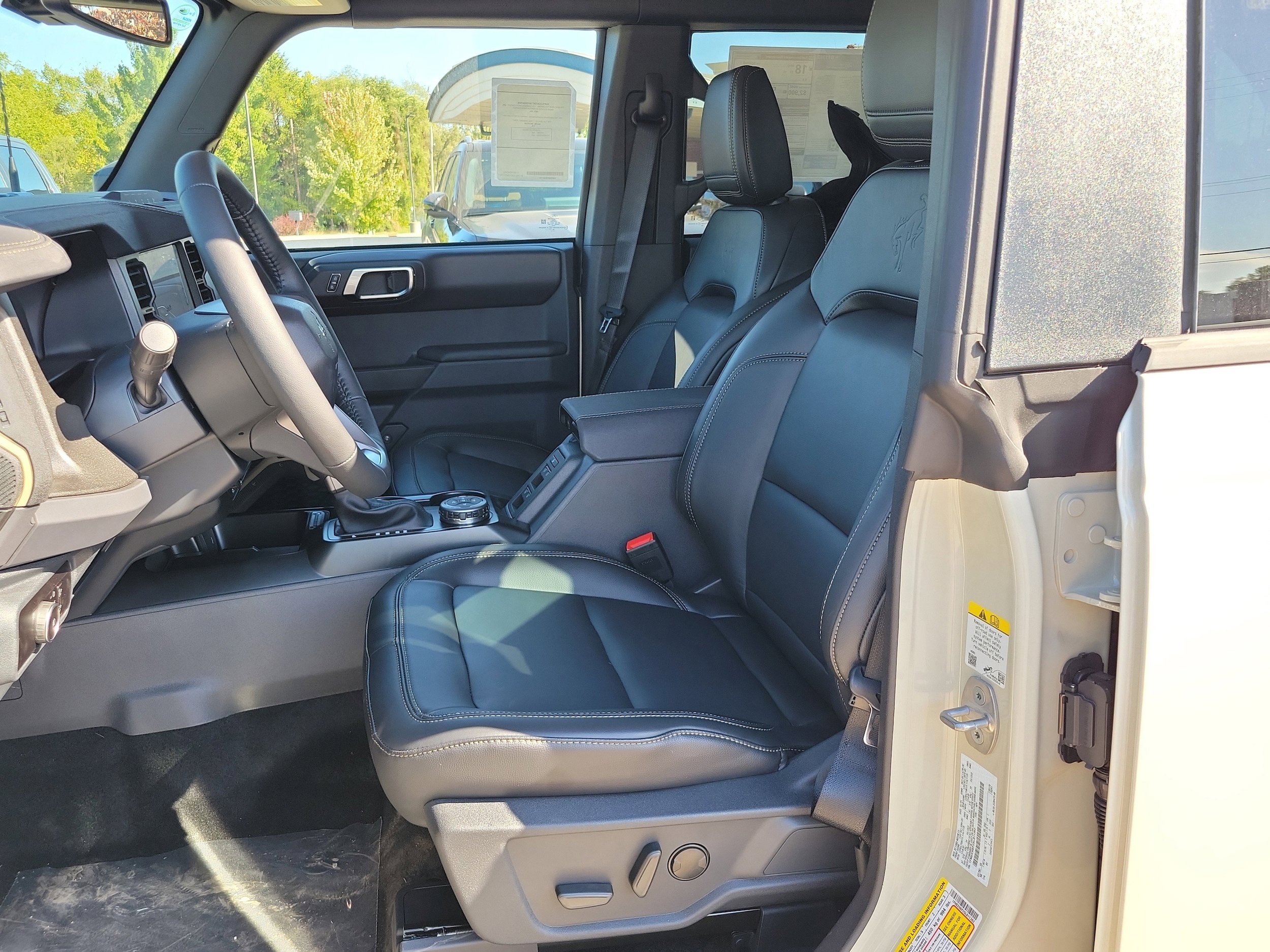 New 2025 Ford Bronco Badlands AWD/4WD image 12