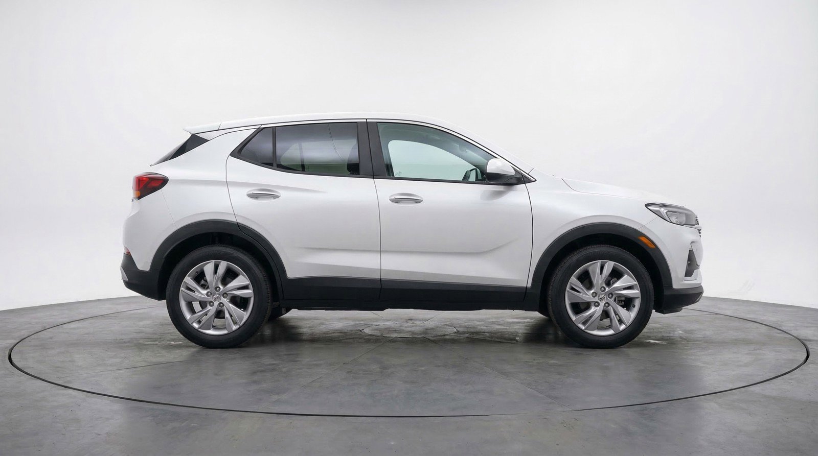 Used 2025 Buick Encore GX Preferred AWD/4WD image 9