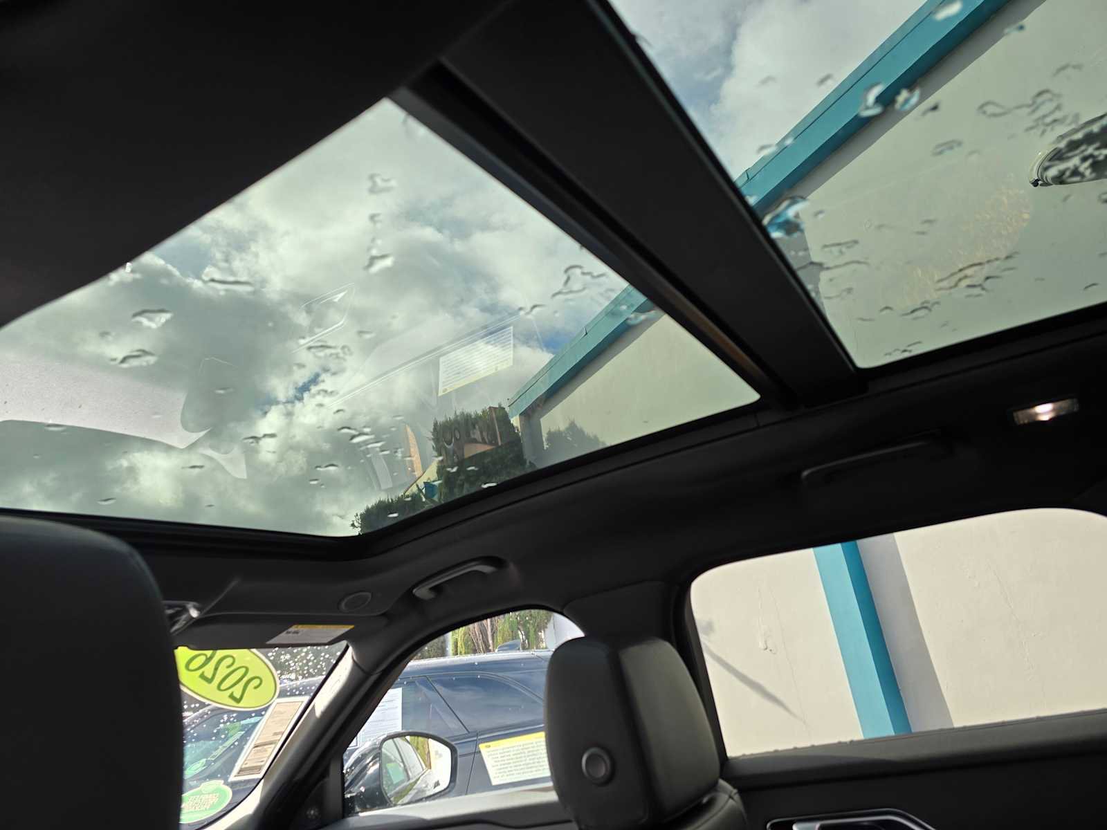 Used 2026 Land Rover Range Rover Velar S image 22