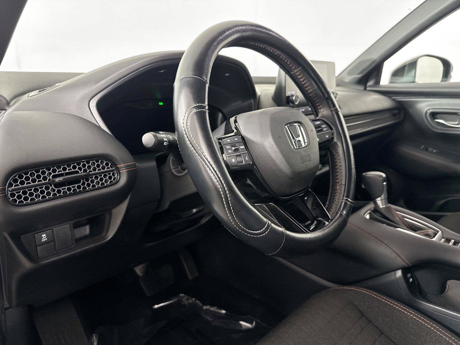 Used 2024 Honda HR-V Sport image 4