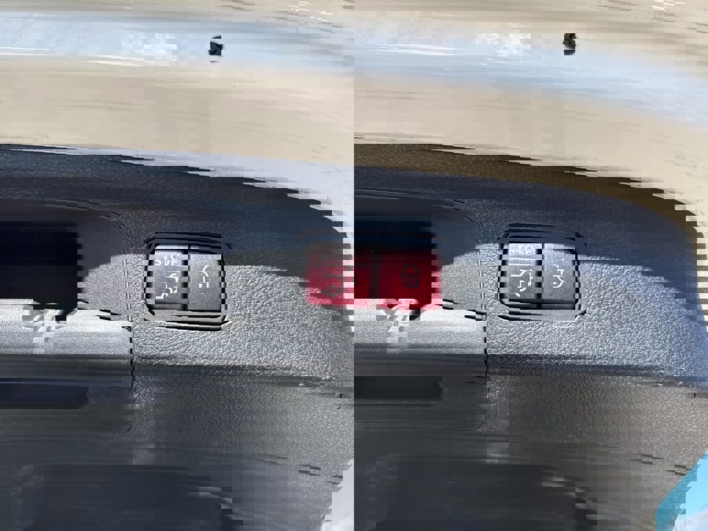 Used 2021 Mercedes-Benz GLE 350 4MATIC image 28