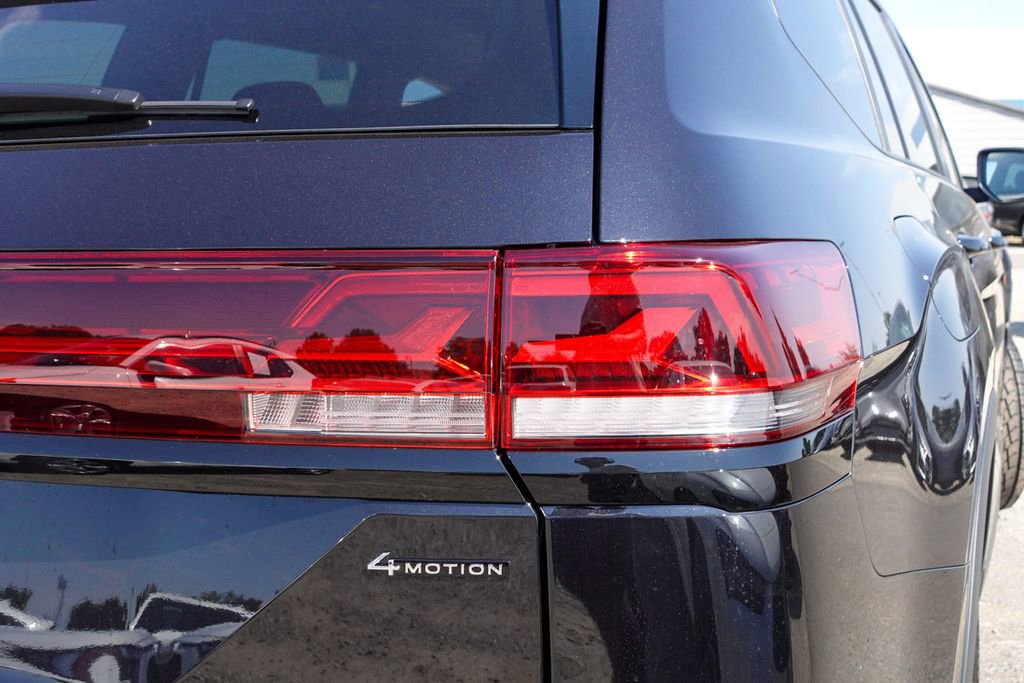 New 2026 Volkswagen Atlas Peak Edition image 9