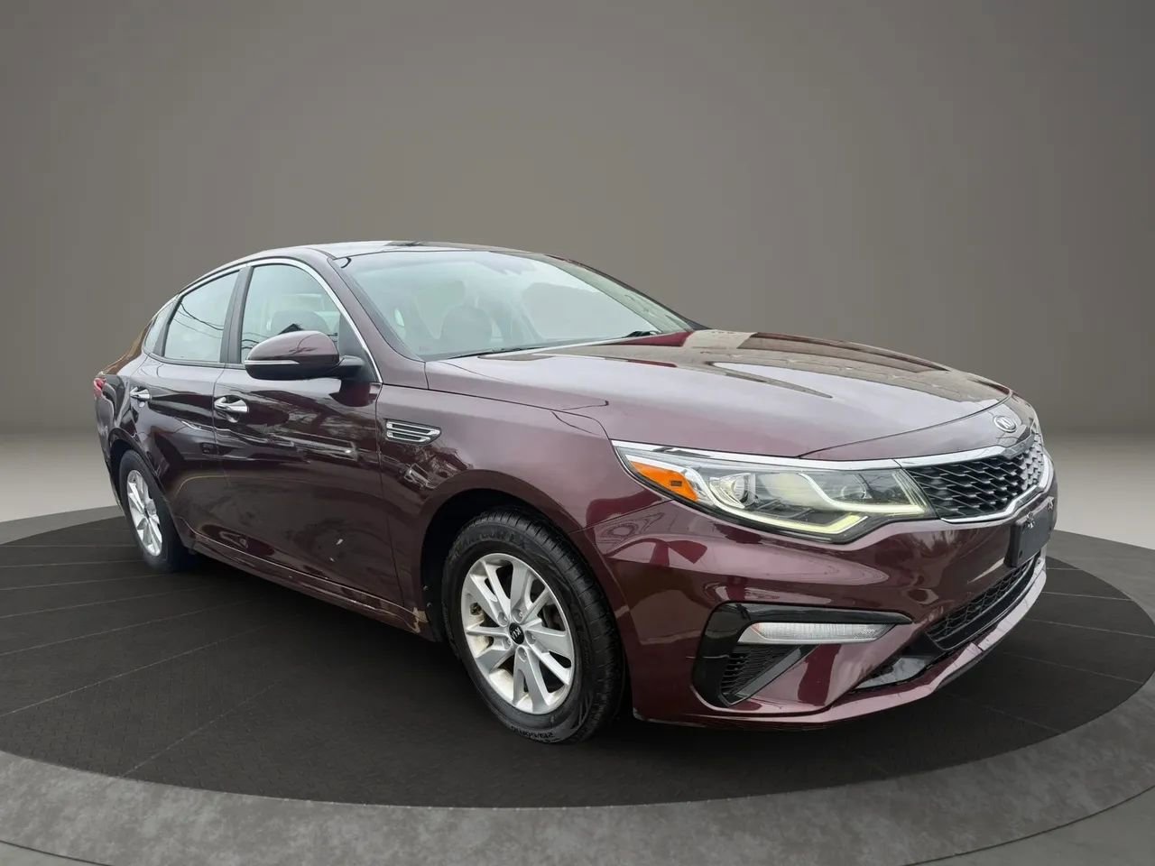 Used 2019 Kia Optima LX FWD image 3